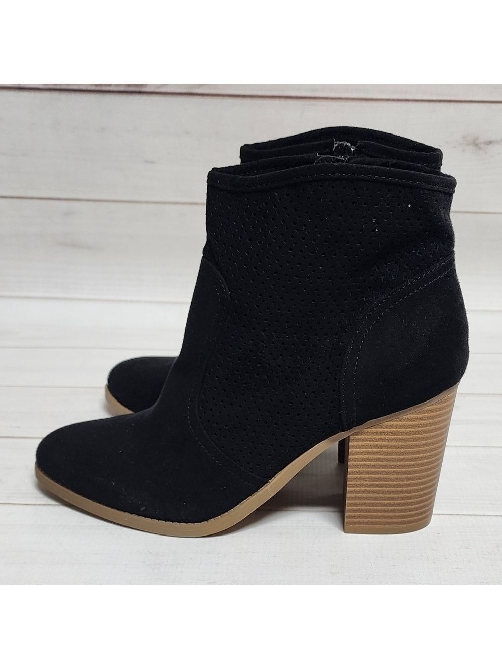 American Rag Womens Cie Black Microfiber Size 9.5 - New In Box